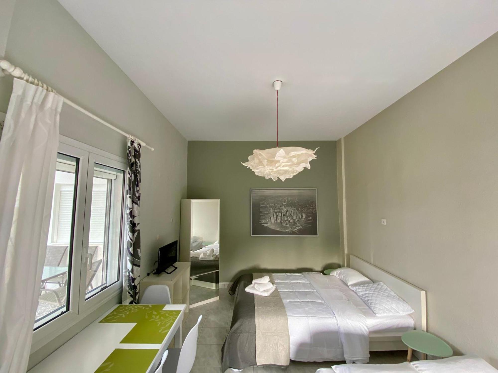 Venice Studios & Apartments Stavros  Exterior photo